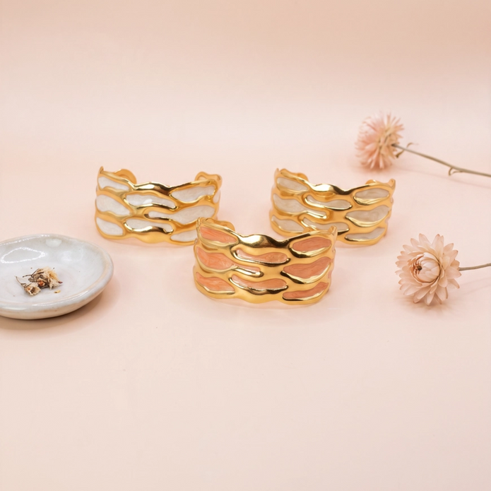 Lattice enamel cuff bracelet Peach - NoonJ Nation