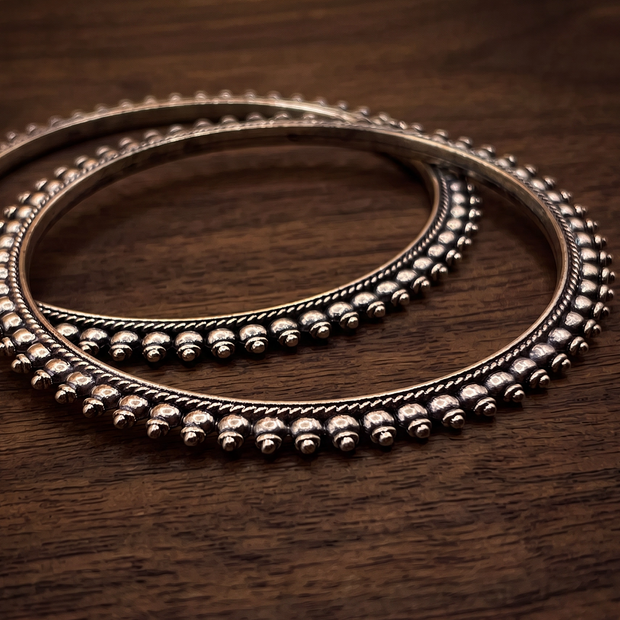 Moti Lari Bangles – Set of 2