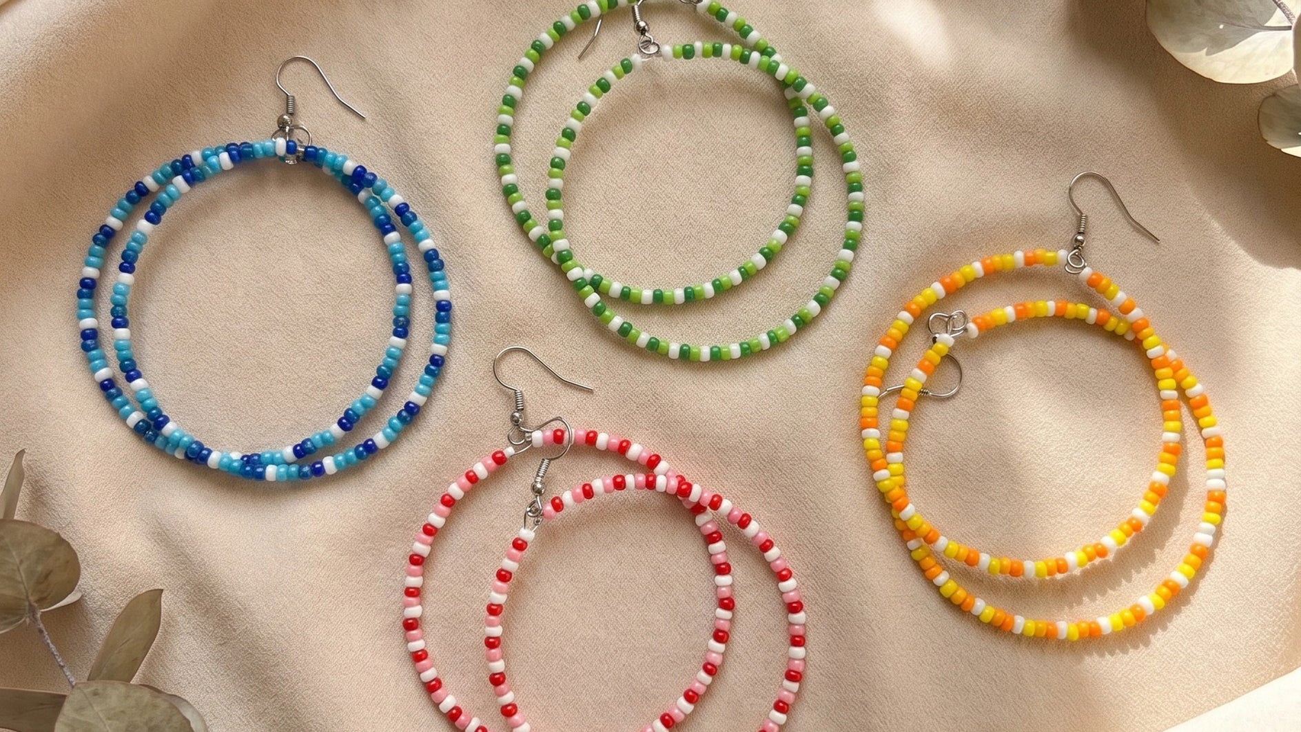 Handwoven beaded earrings Pakistan - Miyuki beadwork