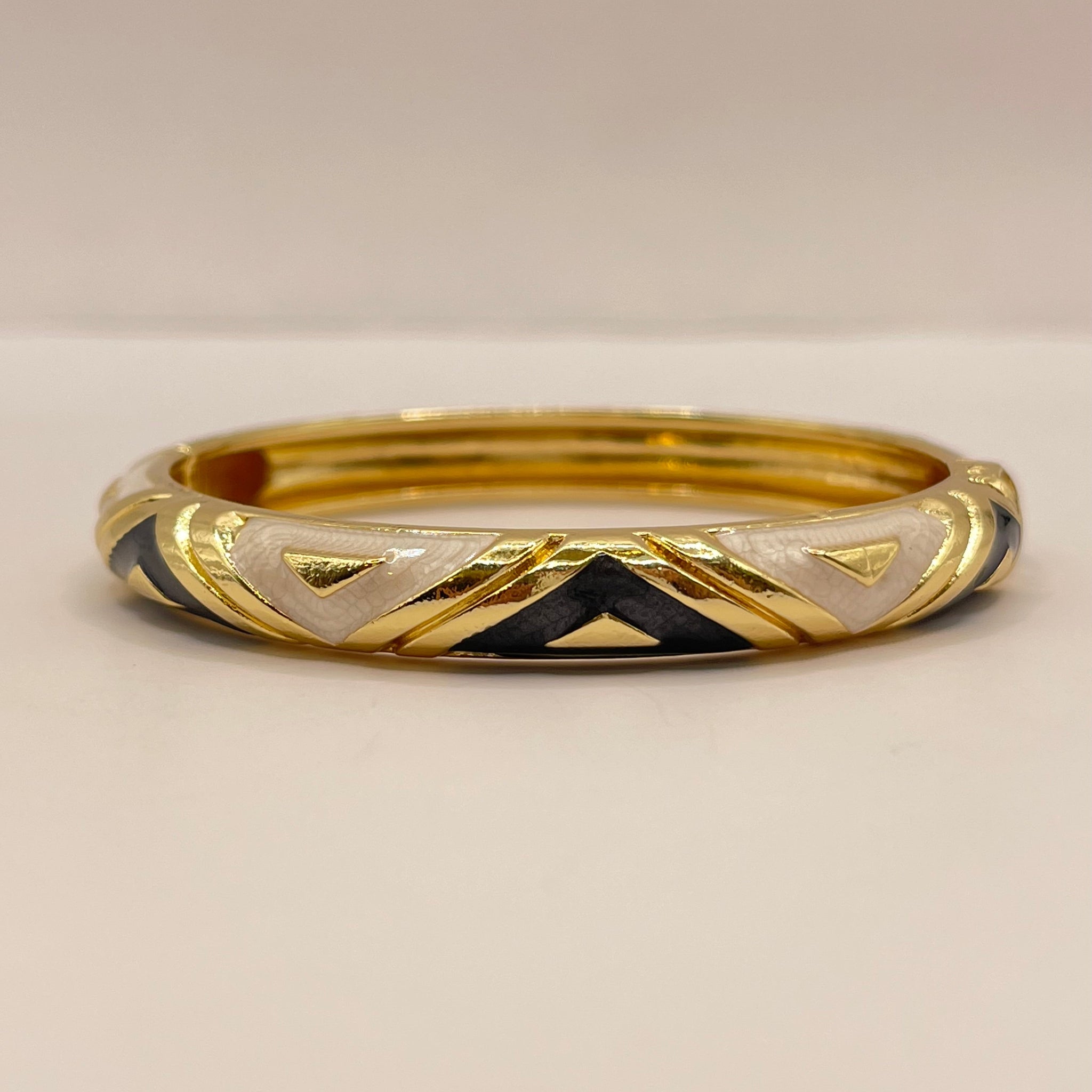 Onyx Chevron Enamel Bangle